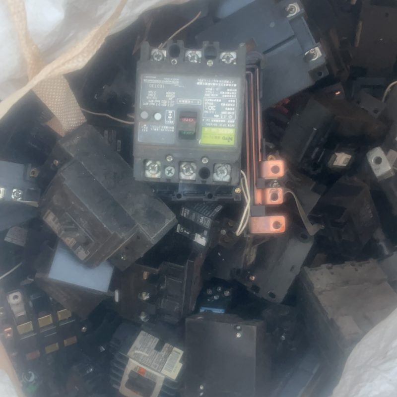 ブレーカー(美品)